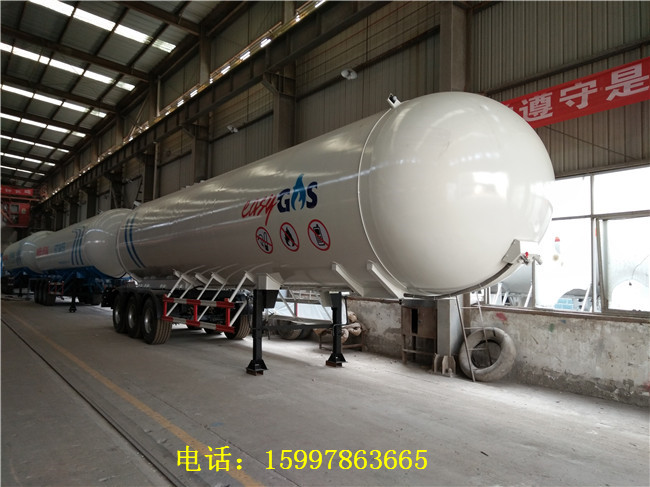 25噸液化氣半掛車.jpg