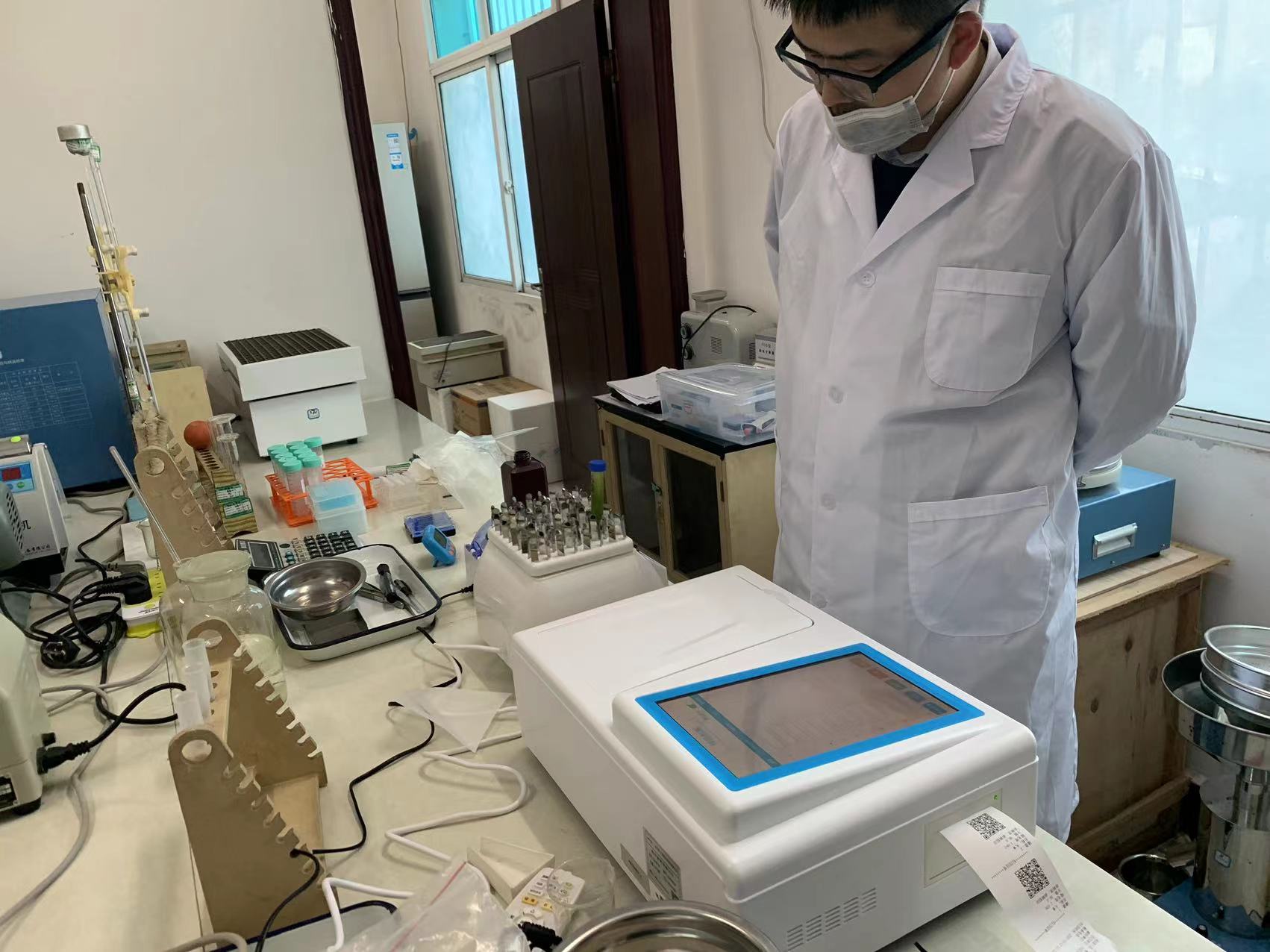 貴陽市開陽縣國家糧食儲(chǔ)備庫采購優(yōu)云譜稻谷新鮮度檢測(cè)儀